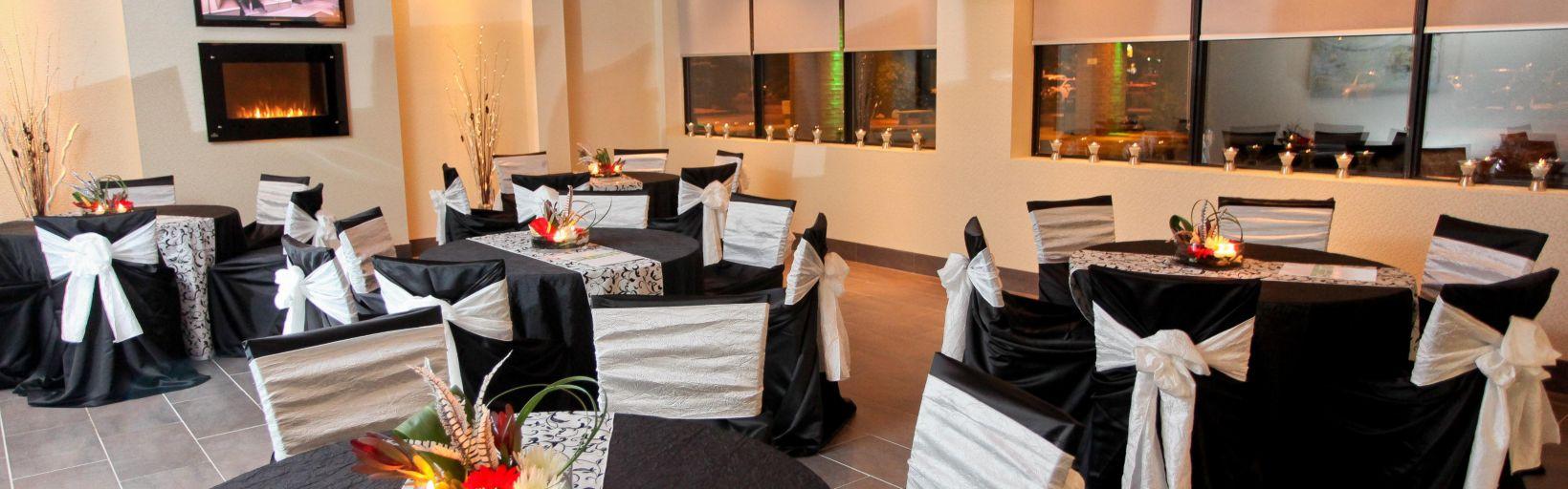 Holiday Inn Windsor - Ambassador Bridge By Ihg Exterior photo