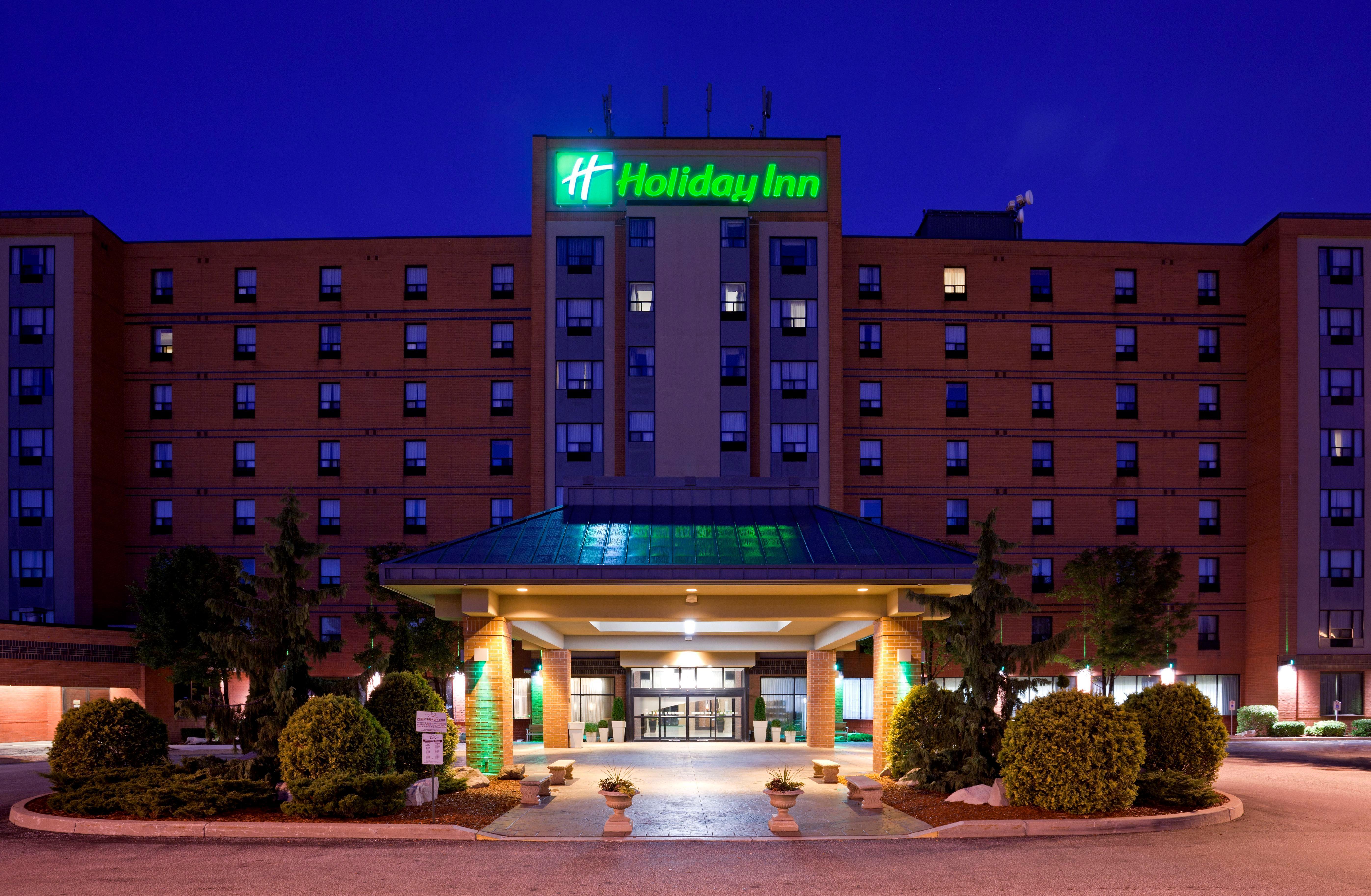 Holiday Inn Windsor - Ambassador Bridge By Ihg Exterior photo