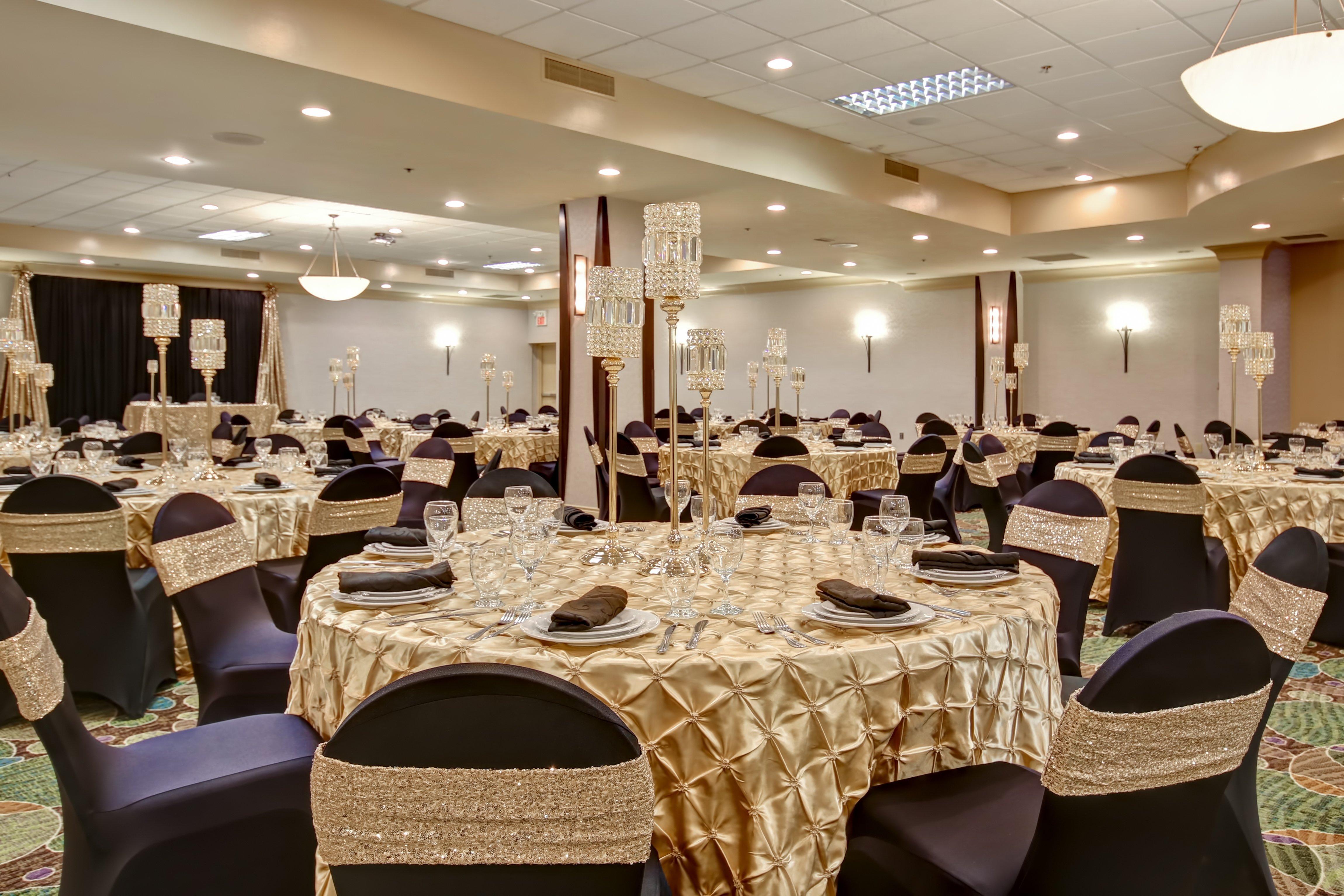 Holiday Inn Windsor - Ambassador Bridge By Ihg Exterior photo